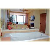 Club-Marena-punta-marena201-master-bath2