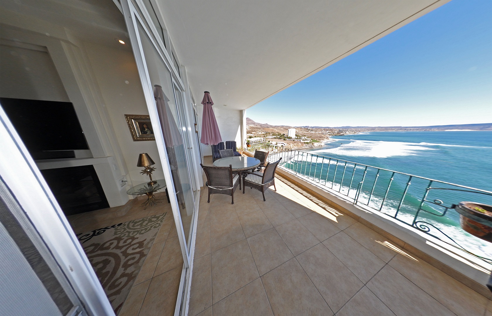 Rosarito Rentals - Rosarito vacation rentals in Las Gaviotas, Club Marena,  La jolla Del Mar and Calafia 