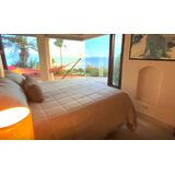 las-gaviotas-rental-casa-bahiti-downstairs-master